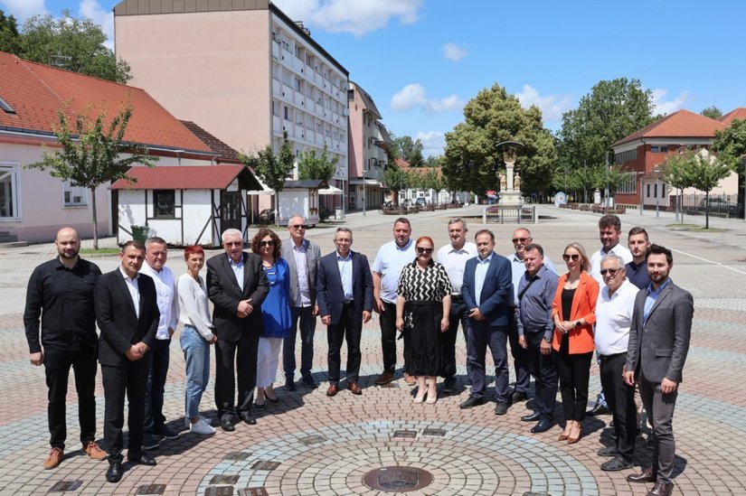 Pročitajte više o članku U Ludbregu se okupili nezavisni gradonačelnici, načelnici i župan sa sjevera Hrvatske