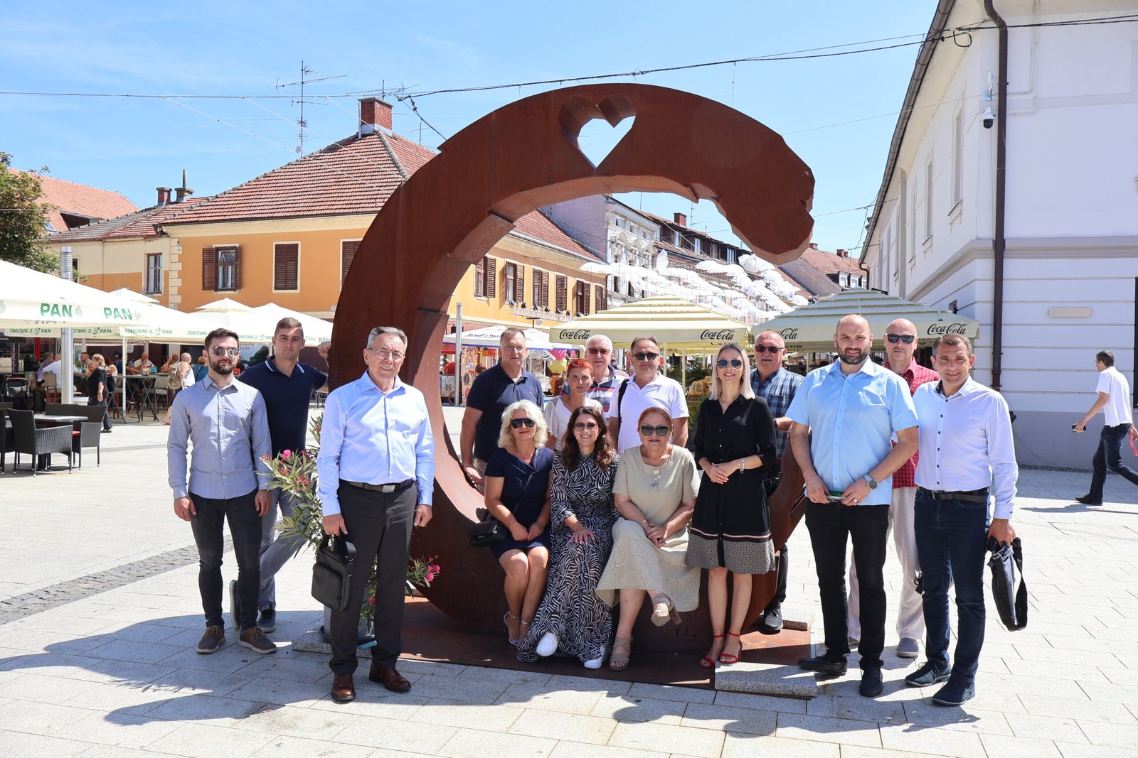 Pročitajte više o članku Gradonačelnici i načelnici okupljeni u NPS posjetili jednu od najvećih turističkih manifestacija Porcijunkulovo u Čakovcu